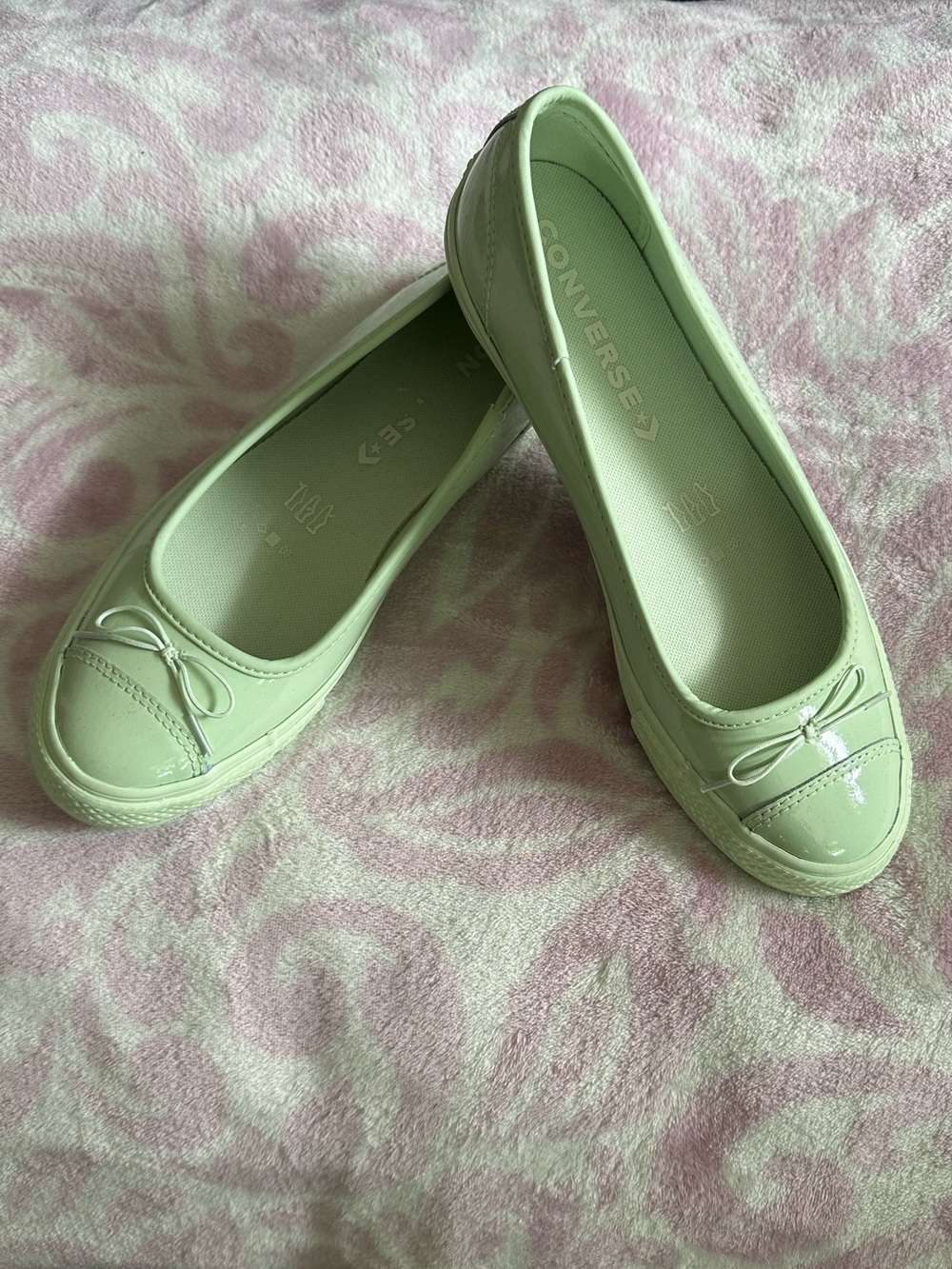 Converse Patent Ballet Flat 8 New